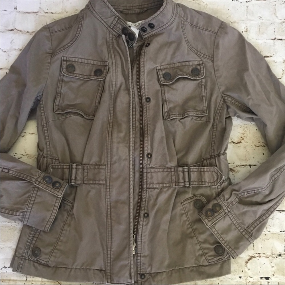 Size 4P Loft Utility Jacket